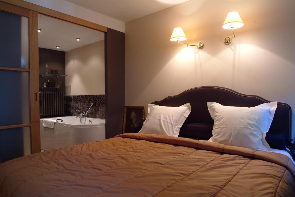 Standard Double Room,917233888:JPEG